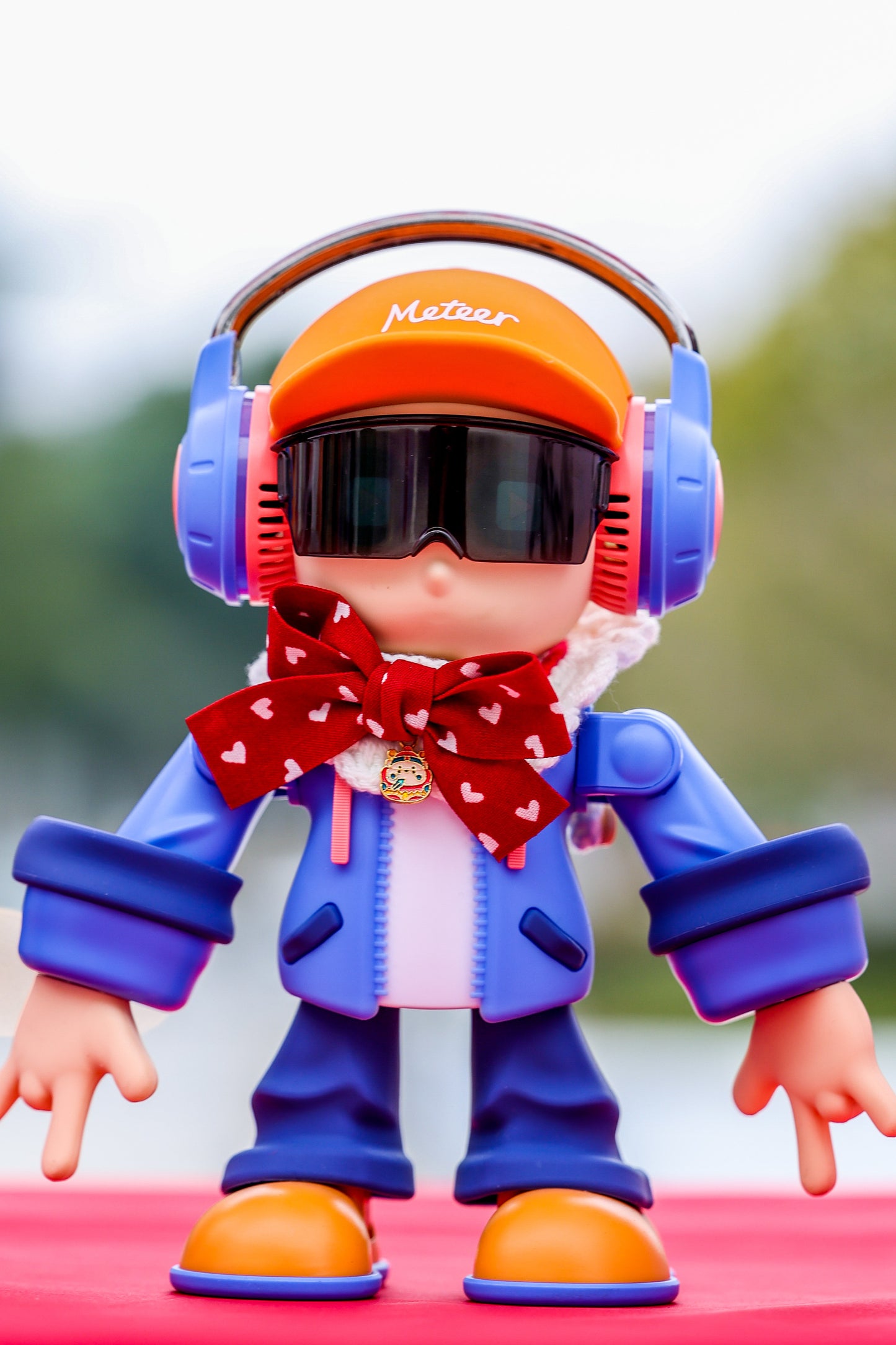 Meteer Dancing Buddy AI Desktop Robot - Interactive Voice Chat Companion